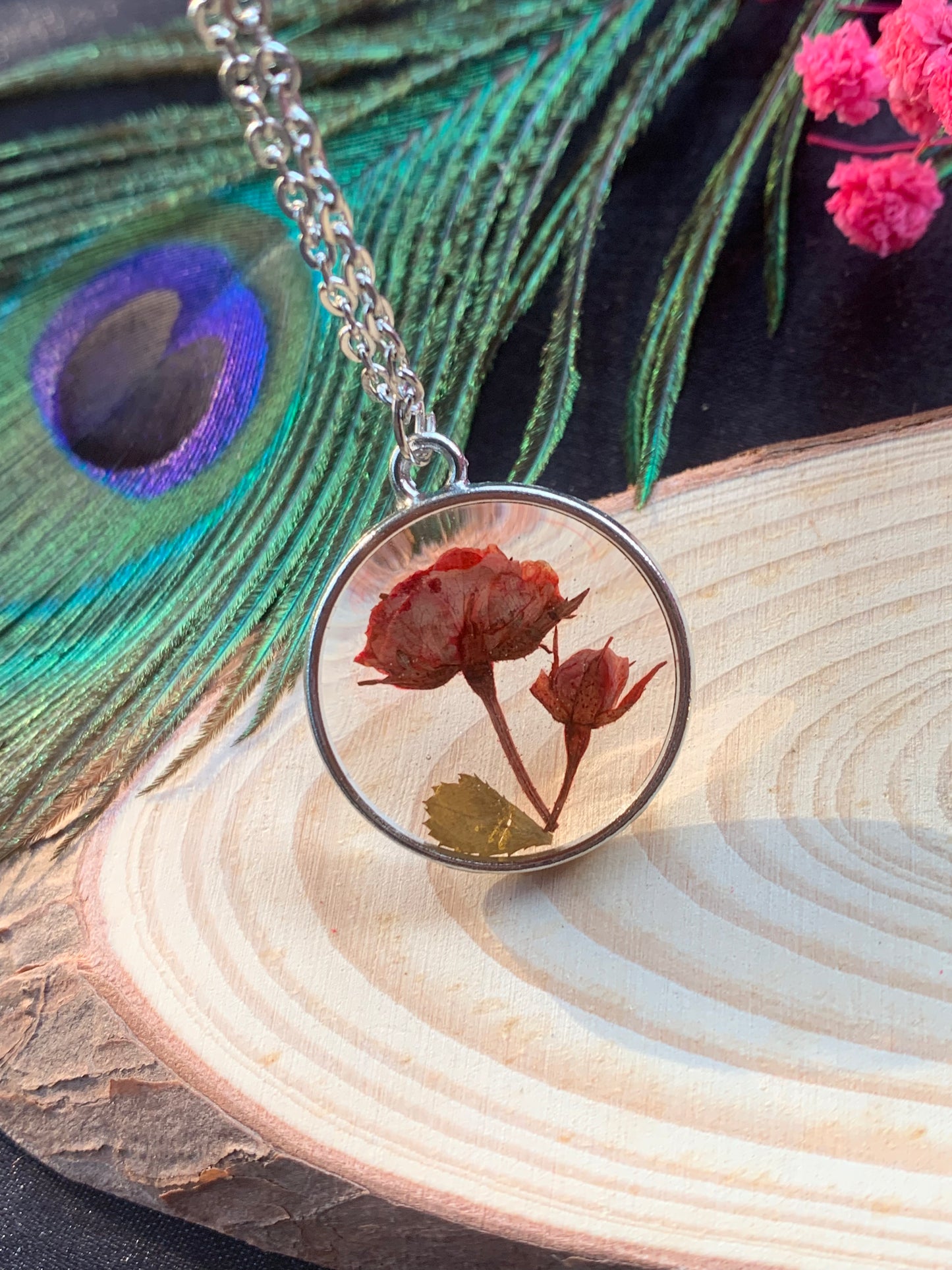 Eternal Rose Resin Pendant - Timeless Beauty in Every Petal