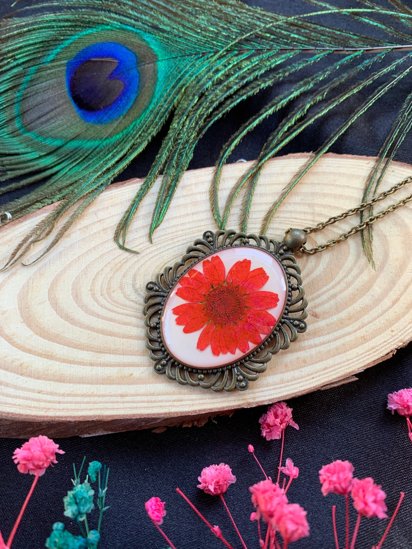 Timeless Filigree Bloom