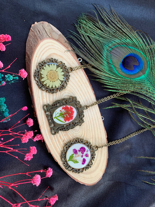 Classic Vintage Blossom