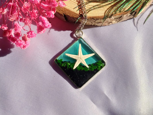 Bright Tint Signature Starfish Ocean Themed Pendant