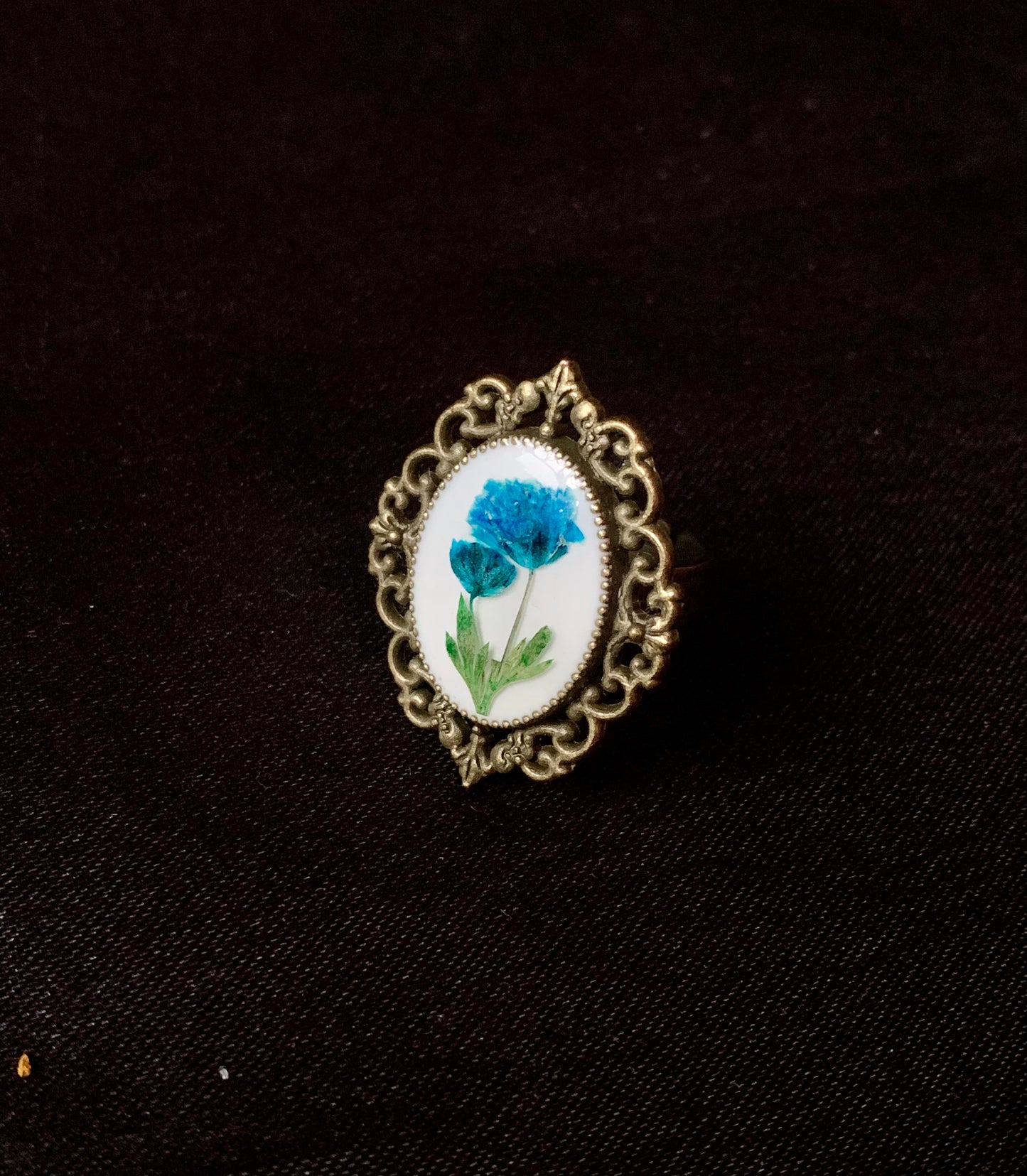 Whispering Blossoms Filigree Ring